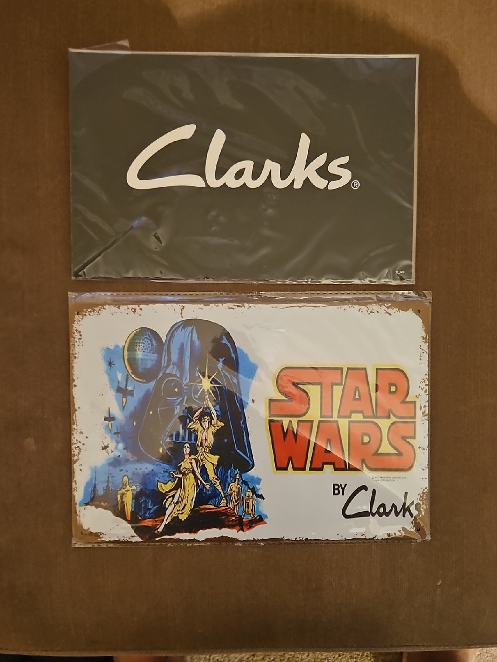 Clarks Signs x2